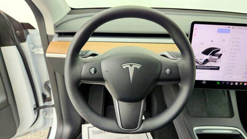 2024 Tesla Model Y Long Range