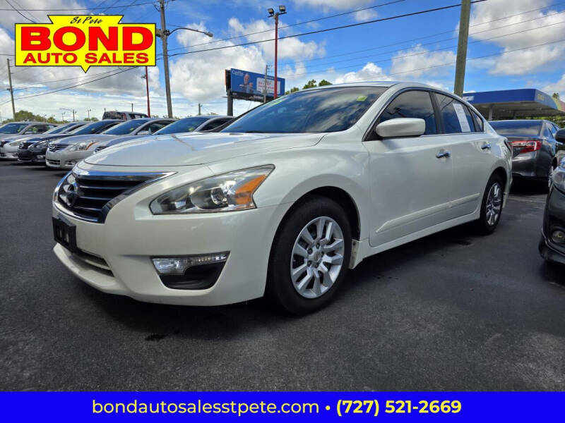 2014 Nissan Altima for sale at Bond Auto Sales of St Petersburg in Saint Petersburg FL