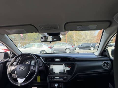 2018 Toyota Corolla LE