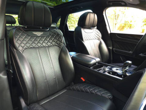 2020 Bentley Bentayga Hybrid