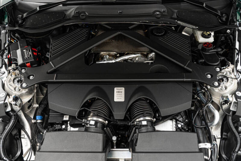2025 Aston Martin DB12 Volante