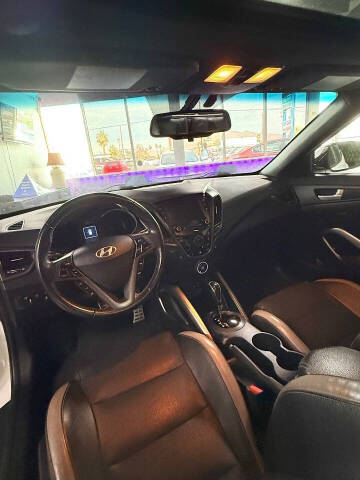 2016 Hyundai Veloster Turbo