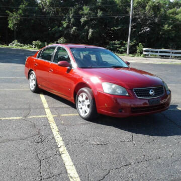 2006 Nissan Altima for sale at Signature Auto Group in Massillon OH