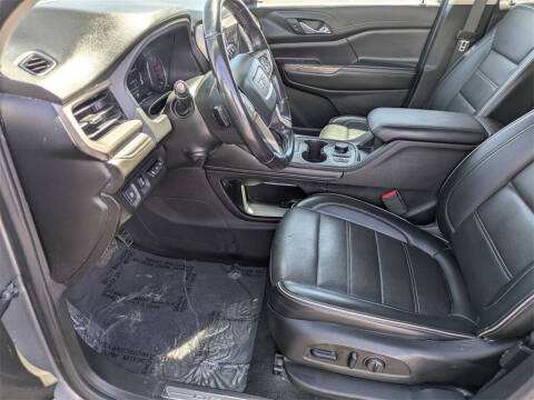 2022 GMC Acadia Denali