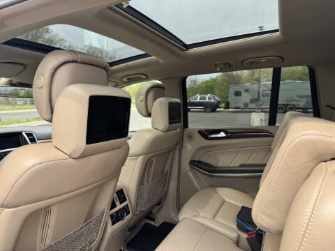 2014 Mercedes-Benz GL-Class GL 550 4MATIC