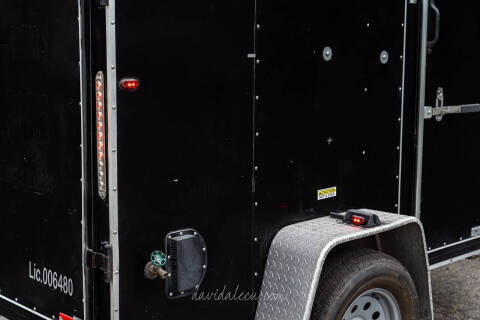 2017 Interstate 1AXLE