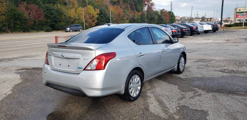 2015 Nissan Versa 1.6 SV