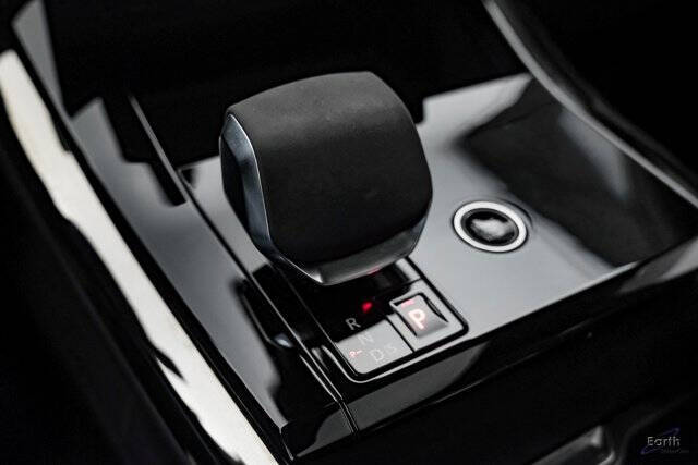 2024 Land Rover Range Rover Sport P360 SE