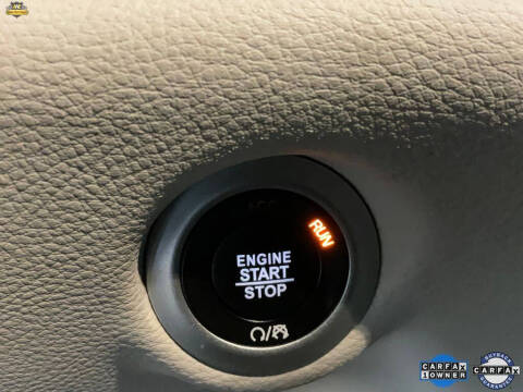 2024 Chrysler Pacifica Plug-In Hybrid Select
