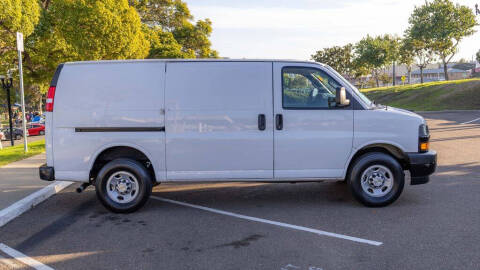 2023 Chevrolet Express 2500