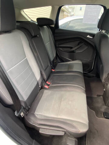 2015 Ford Escape SE
