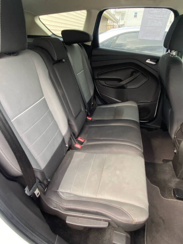 2015 Ford Escape SE