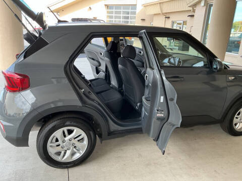 2026 Hyundai Venue SE