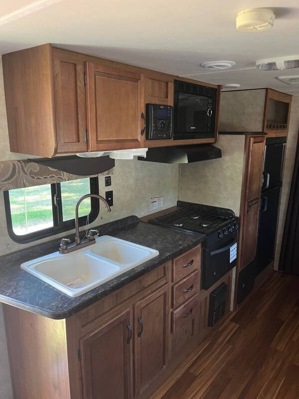 2016 Gulfstream Conquest
