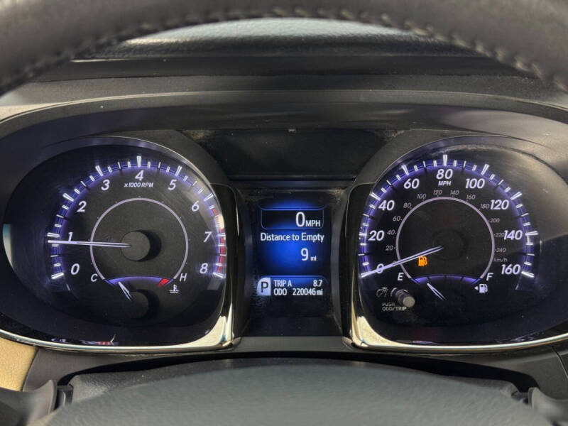 2013 Toyota Avalon XLE