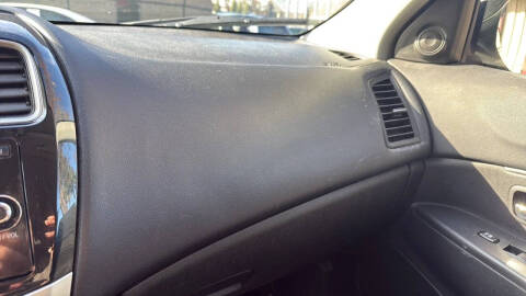 2015 Mitsubishi Outlander Sport SE