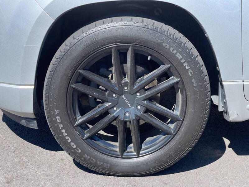 2013 GMC Acadia Denali