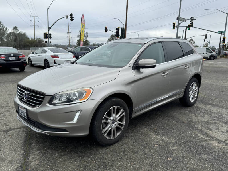 2016 Volvo XC60 T5 Drive-E Premier