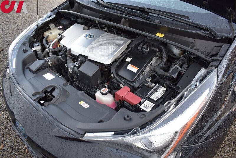 2018 Toyota Prius Three