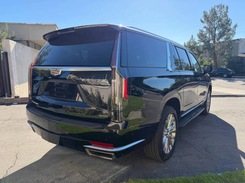 2023 Cadillac Escalade ESV Premium Luxury