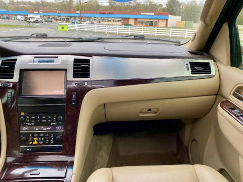 2013 Cadillac Escalade Luxury