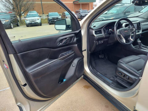 2017 GMC Acadia SLT-1