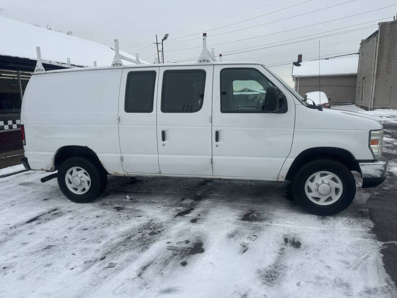 2009 Ford E-Series E-250