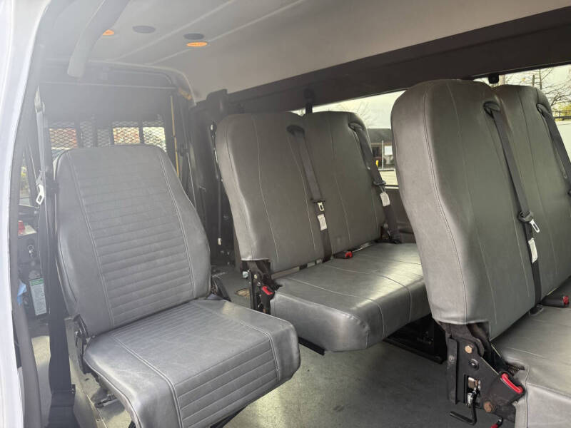 2014 Ford E-Series E-350 SD