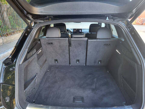 2022 Audi SQ5 3.0T quattro Premium Plus