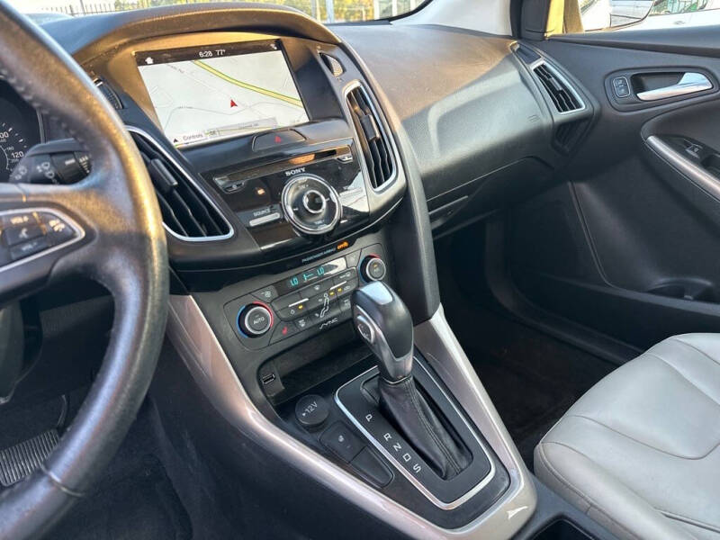 2018 Ford Focus Titanium