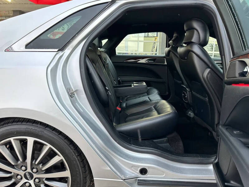 2017 Lincoln MKZ Select