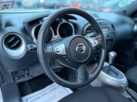 2011 Nissan JUKE S