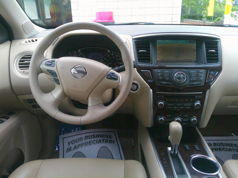 2014 Nissan Pathfinder SL