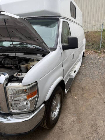 2014 Ford E-350