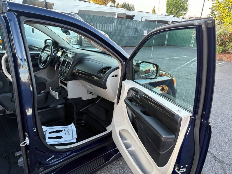 2014 Dodge Grand Caravan SXT