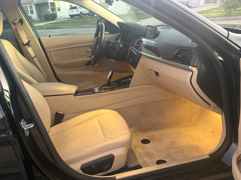 2015 BMW 3 Series 328i