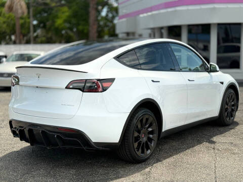2023 Tesla Model Y Long Range