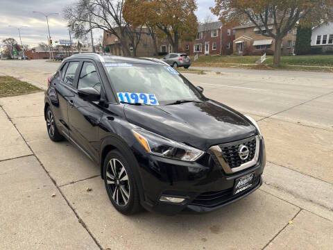 2020 Nissan Kicks SR