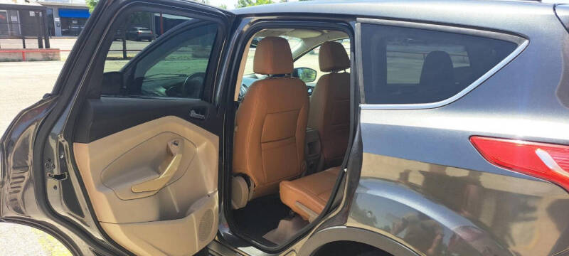 2015 Ford Escape SE