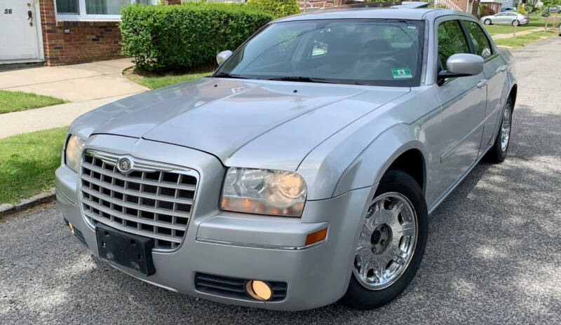 2005 Chrysler 300 for sale at Luxury Auto Sport in Phillipsburg NJ