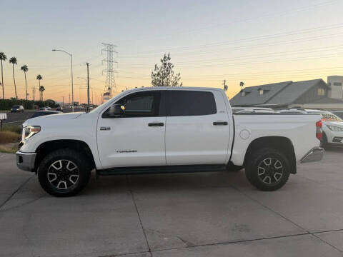 2014 Toyota Tundra SR5