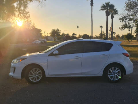 2013 Mazda MAZDA3 i Grand Touring