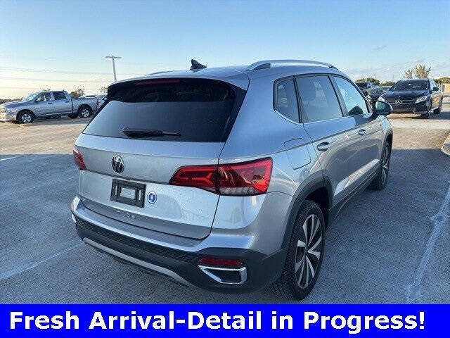 2024 Volkswagen Taos SE