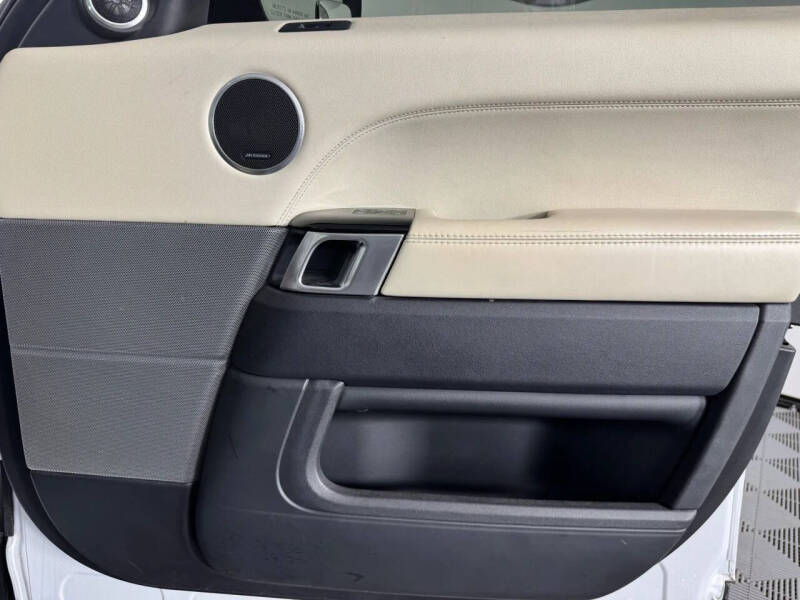 2017 Land Rover Range Rover Sport HSE