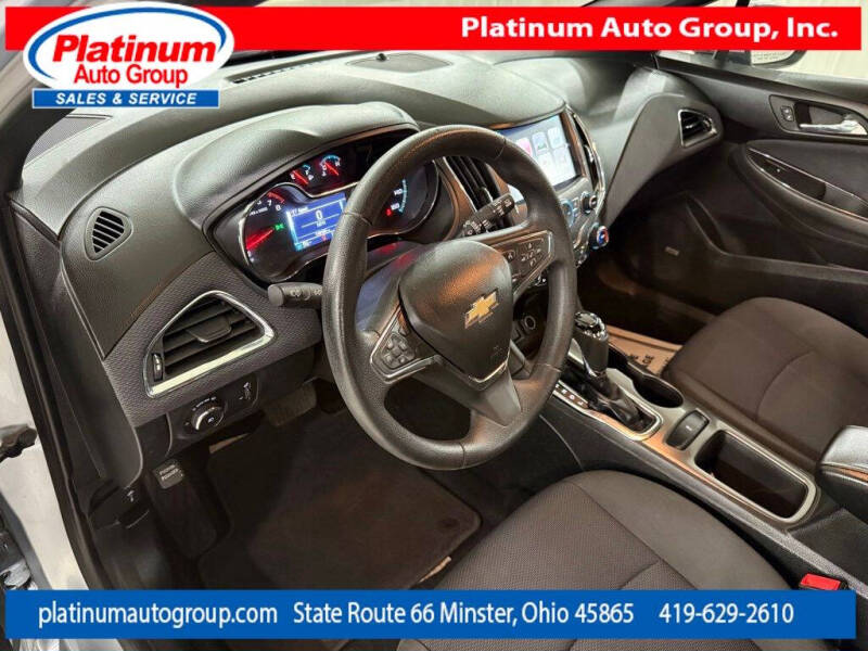 2017 Chevrolet Cruze LT Auto