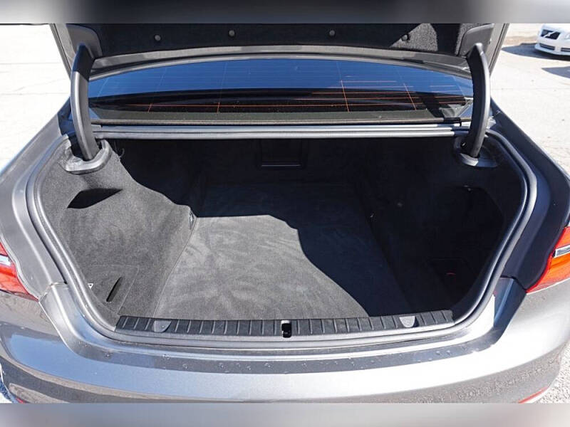 2017 BMW 7 Series 740i