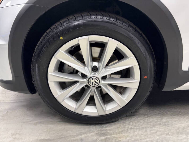 2017 Volkswagen Golf Alltrack