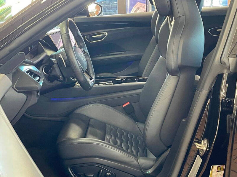 2022 Audi e-tron GT quattro Prestige