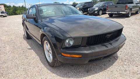 2005 Ford Mustang V6 Deluxe