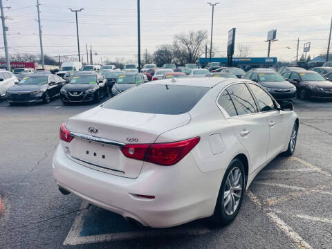 2015 Infiniti Q50 Premium